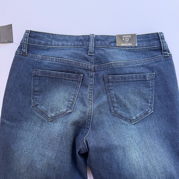 Woman’s Crown & Ivy Skinny Ankle Jeans Size 4P - Picture 5 of 9